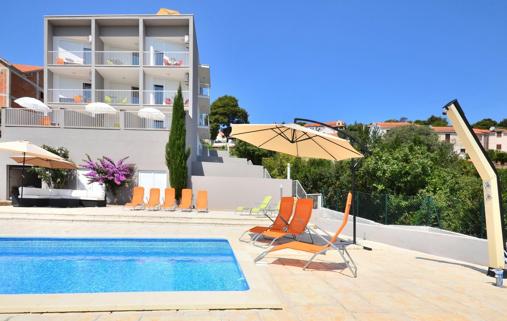 Bretia Apartments Sutivan Exterior photo